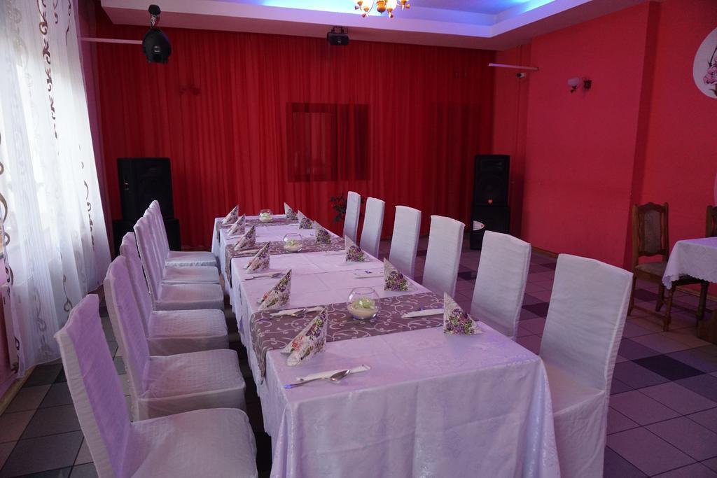 Hotel Ludza Esterno foto