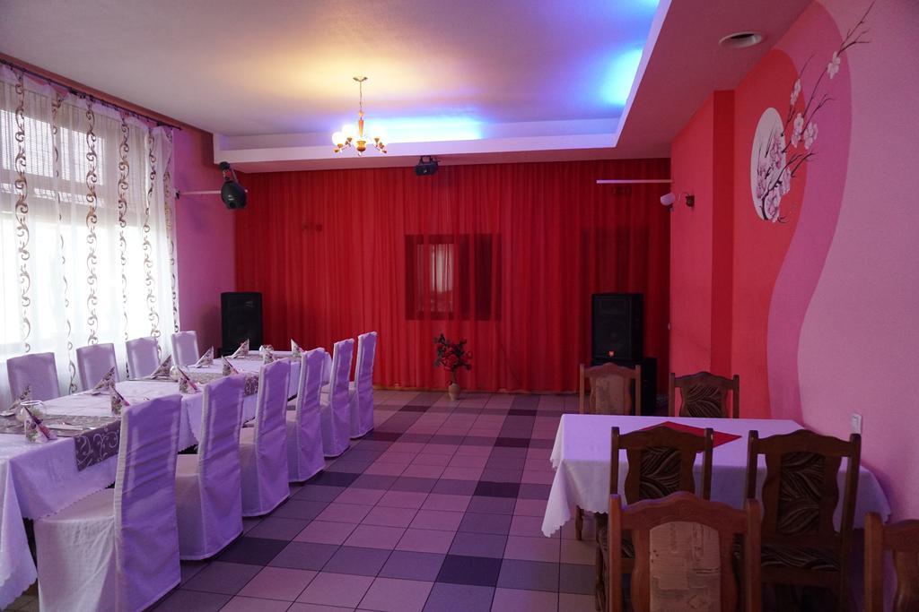 Hotel Ludza Esterno foto